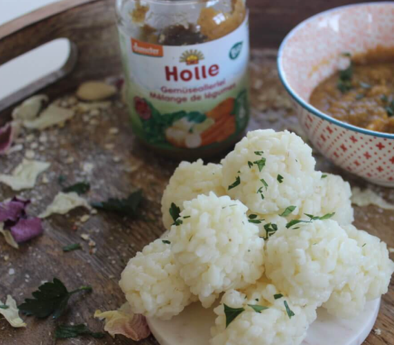 Rice balls with vegetable dip
